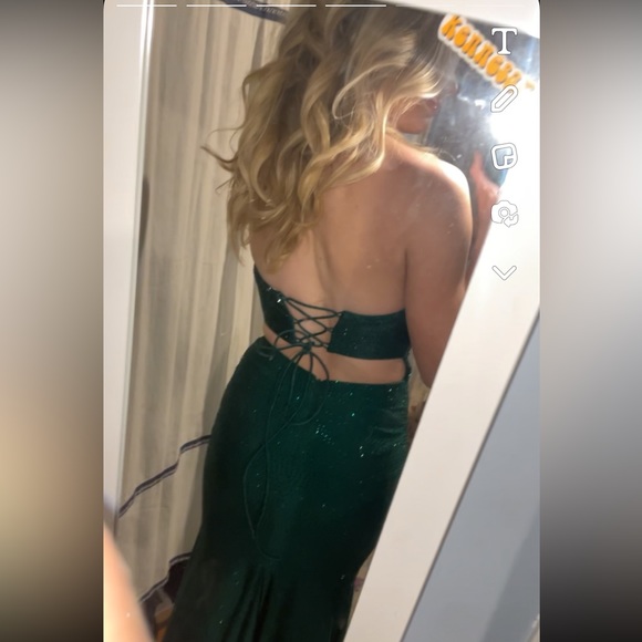 GREEN SHERRI HILL EVENING GOWN (PAGEANT/PROM DRESS) - Picture 8 of 9